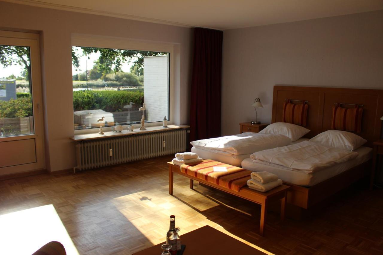 Zur Treene 3*Schwabstedt公司